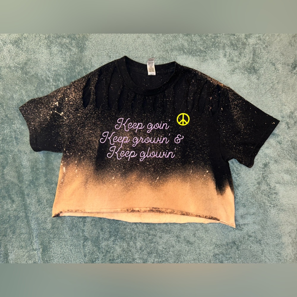 Women’s small crop top